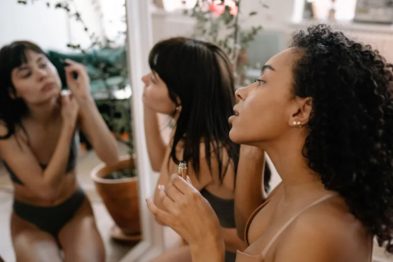 The Invisible Outfit: How Your Signature Scent Completes Everything You Wear